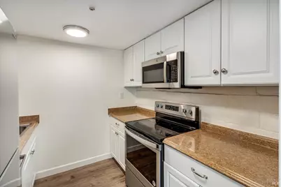 21 Avram Avenue, Rohnert Park, CA 94928 - Photo 11