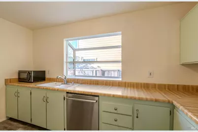 978 Eleanor Avenue, Rohnert Park, CA 94928 - Photo 11