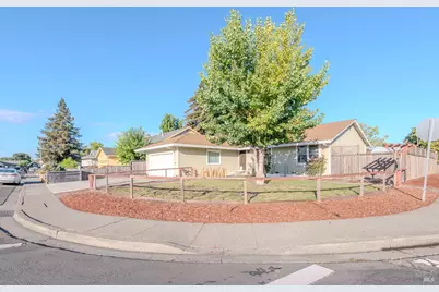 978 Eleanor Avenue, Rohnert Park, CA 94928 - Photo 3