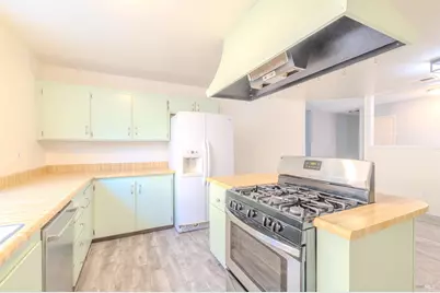 978 Eleanor Avenue, Rohnert Park, CA 94928 - Photo 9