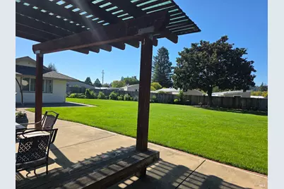 108 Cardinal Way, Santa Rosa, CA 95409 - Photo 33