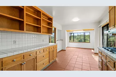 48 Manzanita Avenue, Novato, CA 94945 - Photo 7