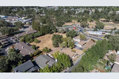 411 Walten Way, Windsor, CA 95492 - Photo 23