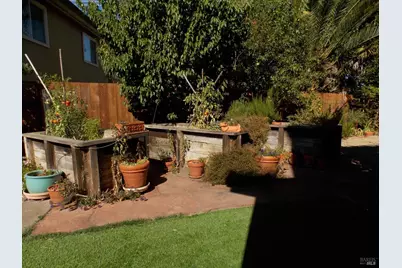 1349 Golf Course Drive, Windsor, CA 95492 - Photo 33