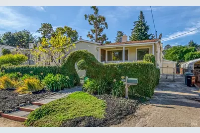 8125 Earl Street, Oakland, CA 94605 - Photo 3