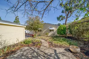 8125 Earl St, Oakland, CA 94605 - Photo 17