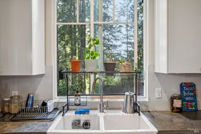 17506 Summit Avenue, Guerneville, CA 95446 - Photo 11