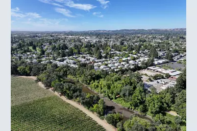 2776 Elks Way, Napa, CA 94558 - Photo 35