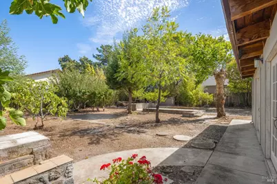 605 Curtin Lane, Sonoma, CA 95476 - Photo 3