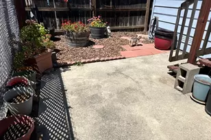 102 Royal Oak Ct, Fairfield, CA 94533 - Photo 29