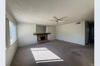 2040 Las Lomas Court, Concord, CA 94519 - Photo 13