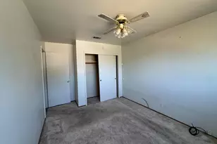 2040 Las Lomas Ct, Concord, CA 94519 - Photo 23