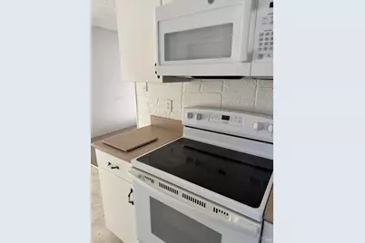 2040 Las Lomas Court, Concord, CA 94519 - Photo 7