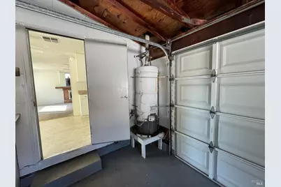 2040 Las Lomas Court, Concord, CA 94519 - Photo 33