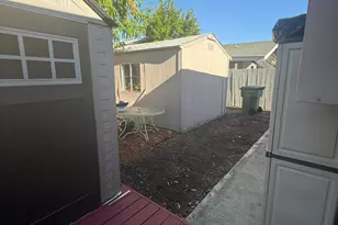 1724 Lockwood Dr, Ukiah, CA 95482 - Photo 17