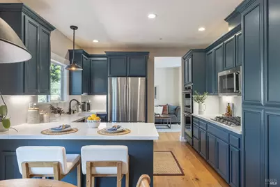 12 Nicholas Court, Napa, CA 94558 - Photo 3