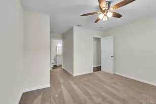 128 Del Rio Ct, Vacaville, CA 95687 - Photo 17