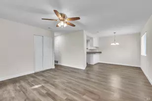 128 Del Rio Ct, Vacaville, CA 95687 - Photo 3