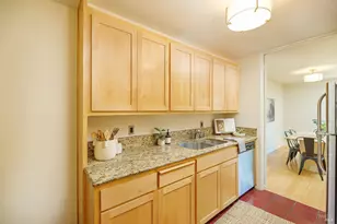 29 Surrey Ln, San Rafael, CA 94903 - Photo 9