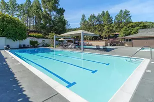 29 Surrey Ln, San Rafael, CA 94903 - Photo 5