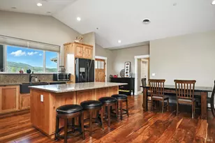 9482 Hoberg Dr, Cobb, CA 95426 - Photo 7