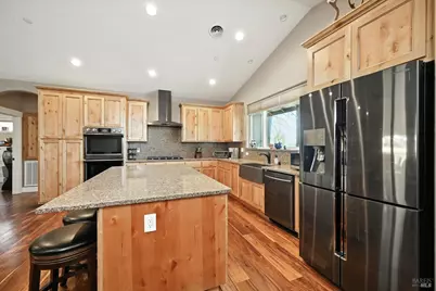 9482 Hoberg Drive, Cobb, CA 95426 - Photo 5