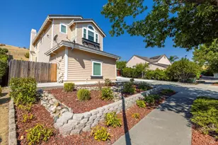 2225 Hillridge Dr, Fairfield, CA 94534 - Photo 3