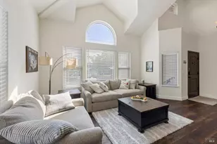 2225 Hillridge Dr, Fairfield, CA 94534 - Photo 15