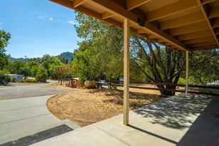 40 El Rancho Dr, Cloverdale, CA 95425 - Photo 5