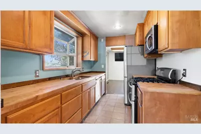 40 El Rancho Drive, Cloverdale, CA 95425 - Photo 13