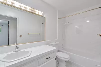 2429 Woodstock Court, Santa Rosa, CA 95409 - Photo 33