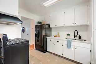 5227 Wendell Ln, Sebastopol, CA 95472 - Photo 11