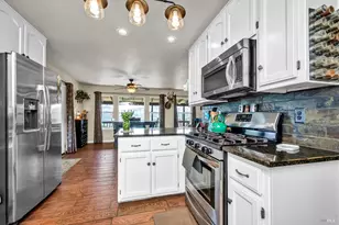 10225 Kelsey Creek Dr, Kelseyville, CA 95451 - Photo 7