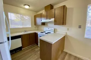 950 Santa Alicia Dr, Rohnert Park, CA 94928 - Photo 5