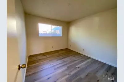 950 Santa Alicia Drive, Rohnert Park, CA 94928 - Photo 7