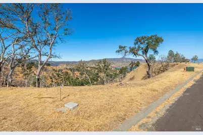 1099 Westridge Drive, Napa, CA 94558 - Photo 15