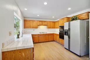 2220 Fox Glen Dr, Fairfield, CA 94534 - Photo 23