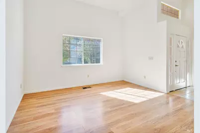 2220 Fox Glen Drive, Fairfield, CA 94534 - Photo 11