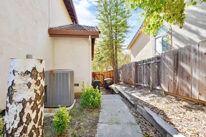 2220 Fox Glen Drive, Fairfield, CA 94534 - Photo 77