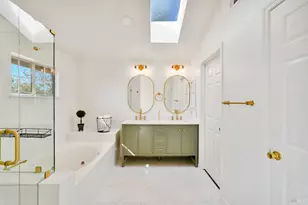 2220 Fox Glen Dr, Fairfield, CA 94534 - Photo 3