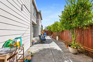 1407 Eucalyptus Dr, Vallejo, CA 94591 - Photo 21