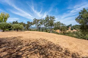 1500 Deerwood Dr, Ukiah, CA 95482 - Photo 29