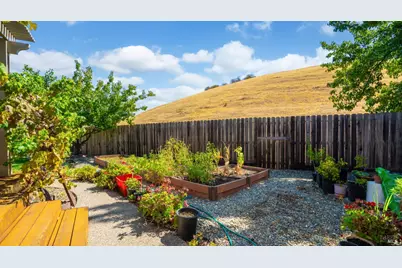 124 Cannes Court, Fairfield, CA 94534 - Photo 39