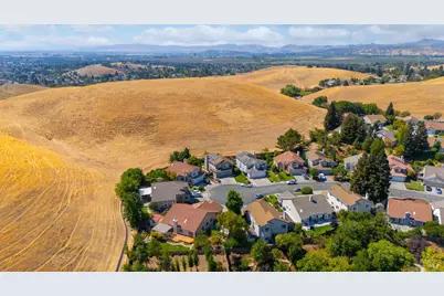 124 Cannes Court, Fairfield, CA 94534 - Photo 65