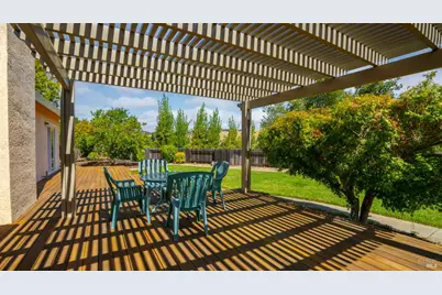 124 Cannes Court, Fairfield, CA 94534 - Photo 35