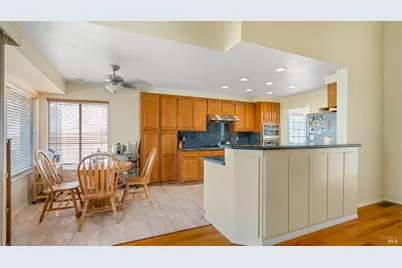 124 Cannes Court, Fairfield, CA 94534 - Photo 15