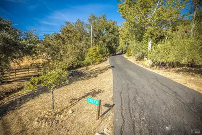 28678 River Road, Cloverdale, CA 95425 - Photo 31