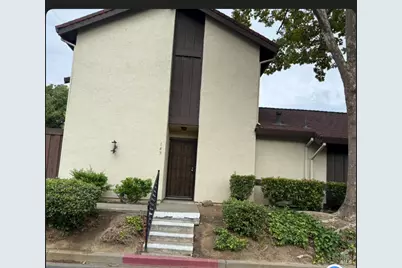 149 Fairoaks Drive, Vacaville, CA 95688 - Photo 1