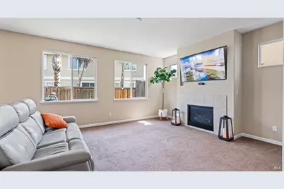 2197 Yellow Rose Circle, Fairfield, CA 94534 - Photo 5