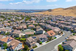 2197 Yellow Rose Cir, Fairfield, CA 94534 - Photo 35